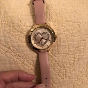 Mk watch